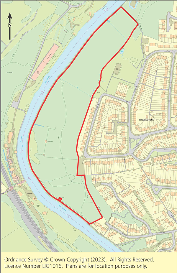 Lot: 14 - OVER 18 ACRES OF LAND RUNNING ALONG THE RIVER MEDWAY TOWPATH -
